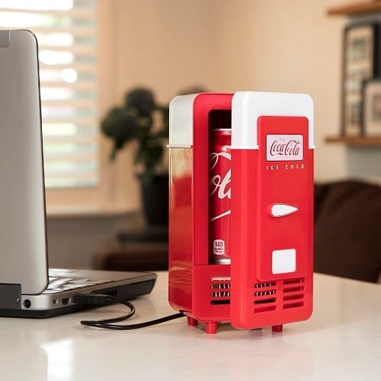 0001210_mini-coca-cola-usb-powered-one-can-retro-cooler.jpeg