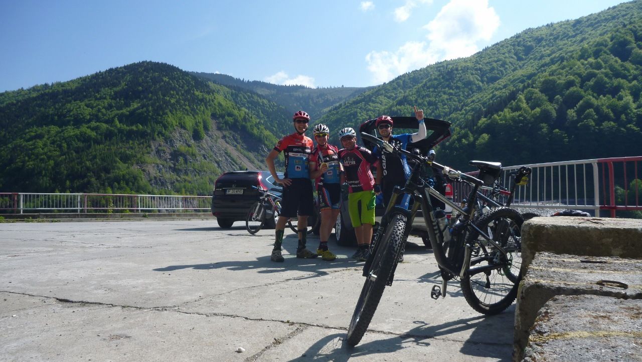 02.jpg