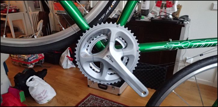 038_crankset_install.jpg