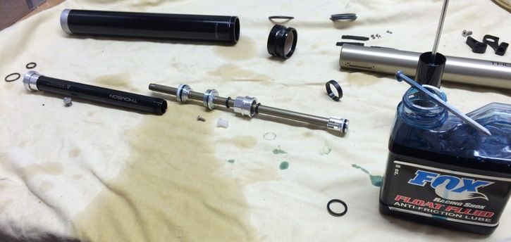 10lubricatefloatingpistonwithfoaxfloatfluid.jpg