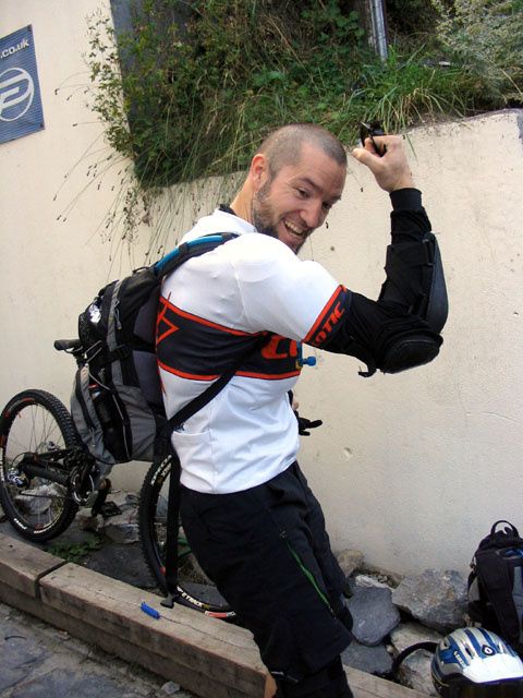 100_0017.jpg ht=640