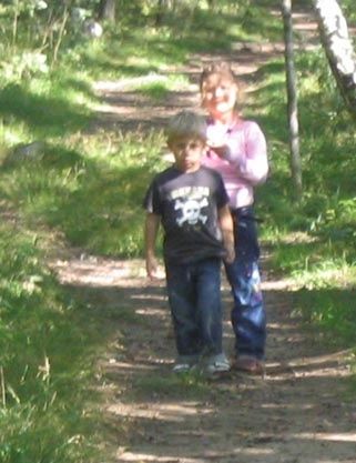 119_1962_child_resized.jpg ht=417