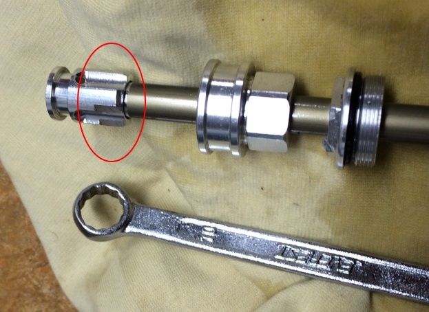 13fitting10mmtoremovecartridgetube.jpg