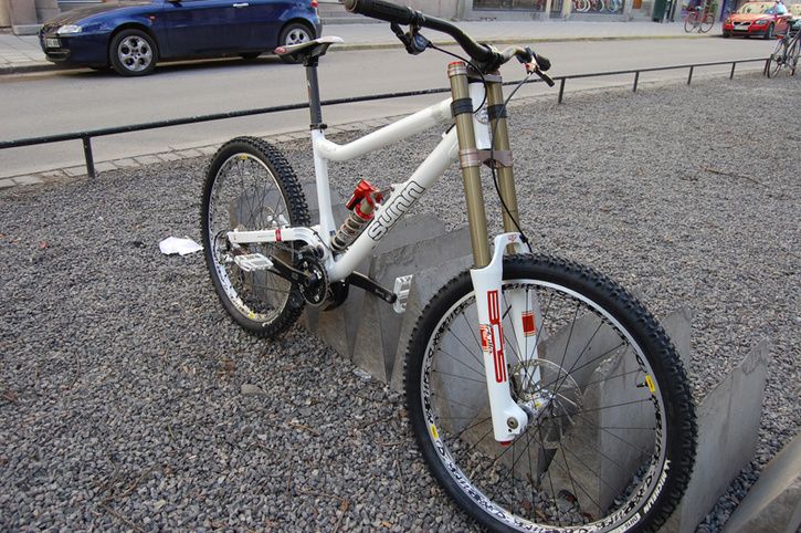 1sida2.jpg ht=482