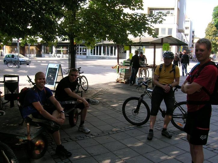 2007-07-25001.jpg ht=542