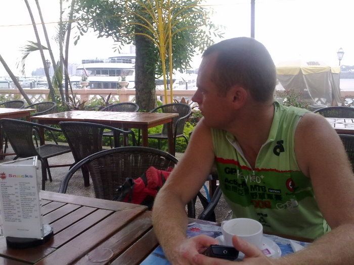20090830032.jpg ht=525