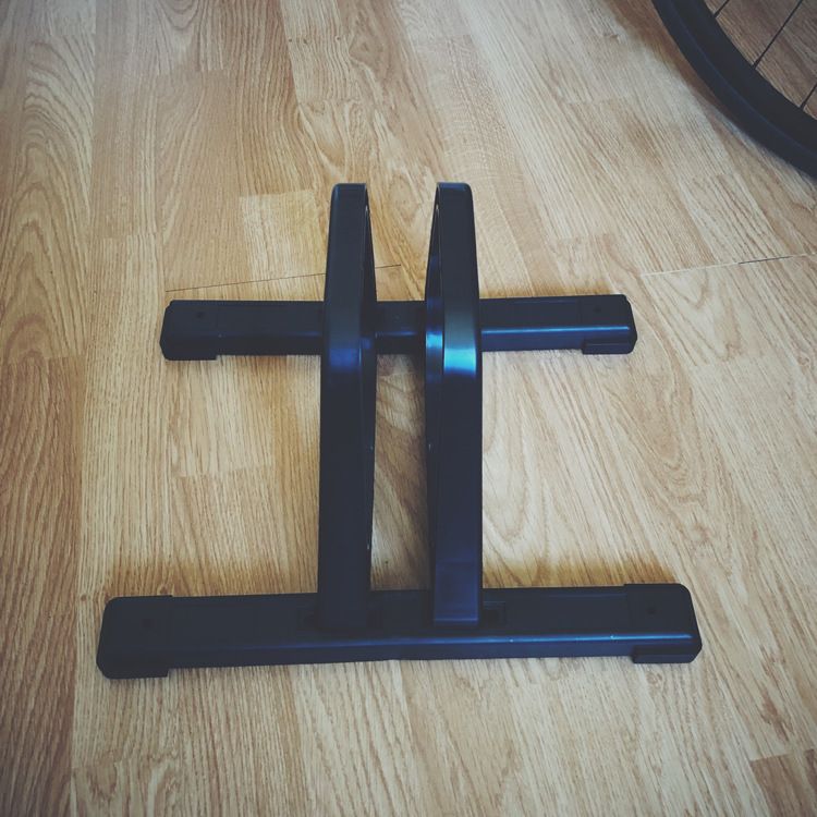 2019-05-03_Shit_bike_stand.JPG