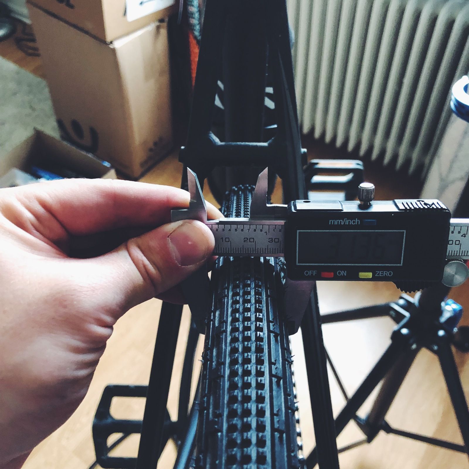 2019-05-08_New_tire_measurement.JPG