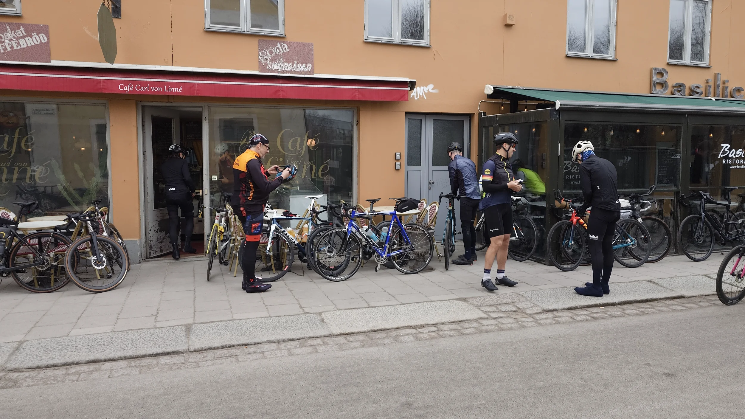 20250412_085537.webp