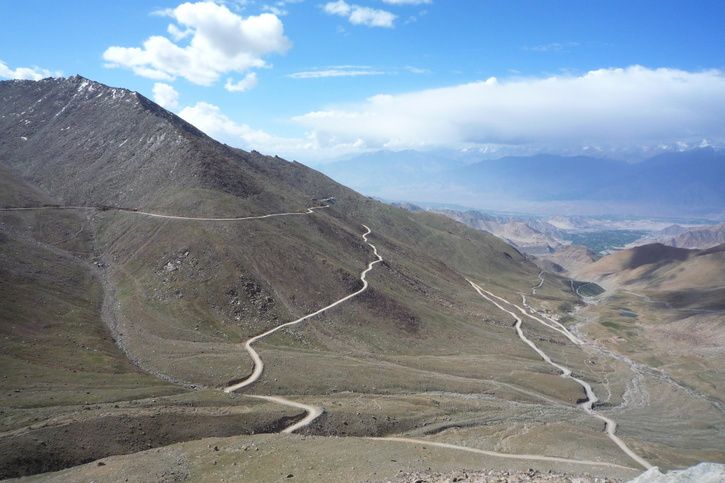 21-khardung_la_climb.JPG