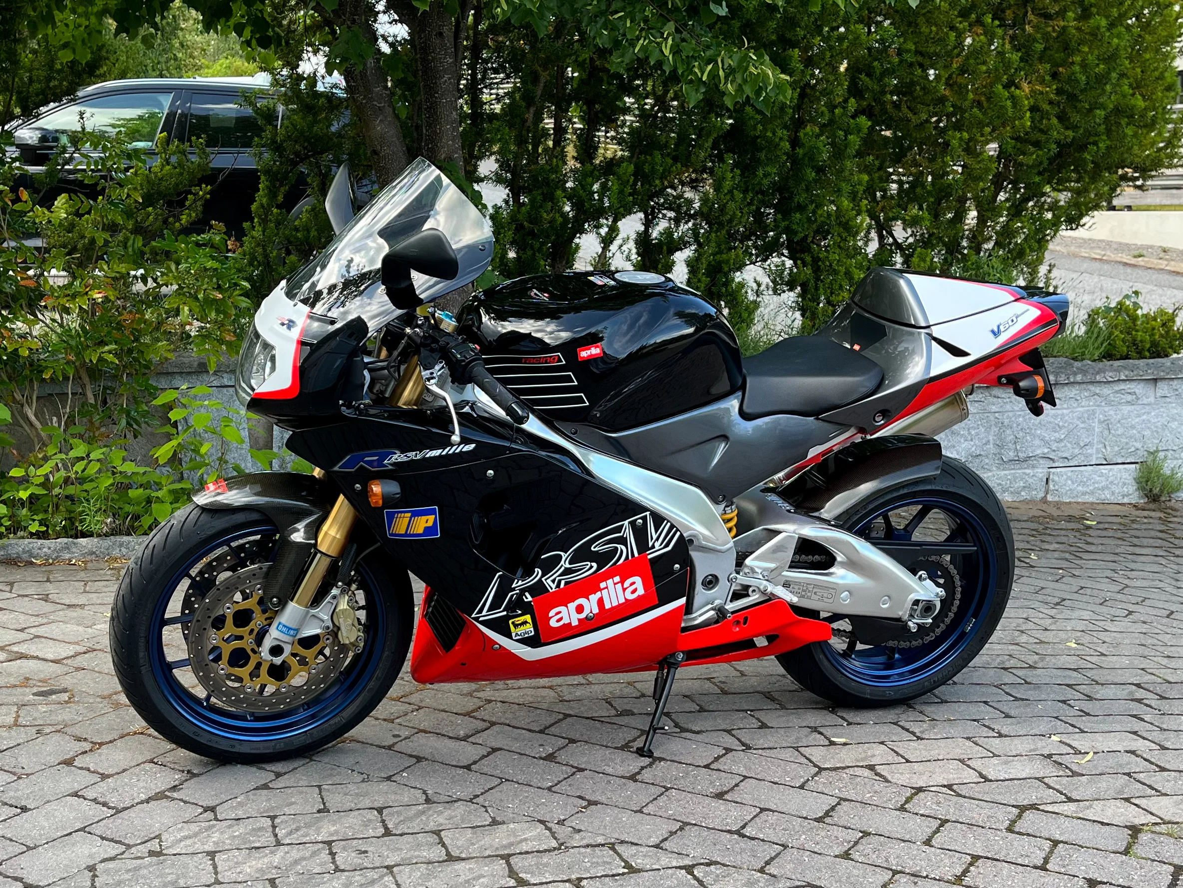 242E95CC-7177-4ACB-9FE1-1C15315F3714.webp