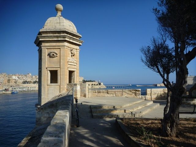 33senglea.jpg ht=480
