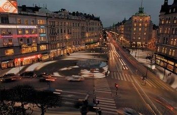 350px-Stureplan.jpg ht=228