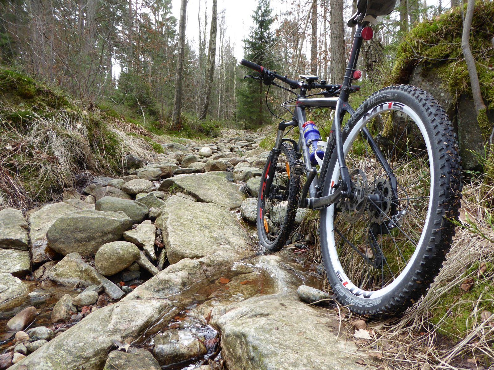 3cykelsten.jpg