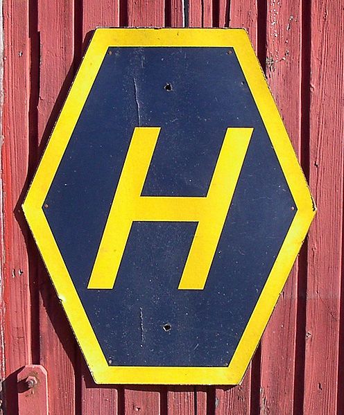 496px-Hgertrafikmrke.jpg