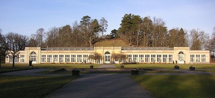 800px-Ulriksdal_orangeriet_2008x.jpg