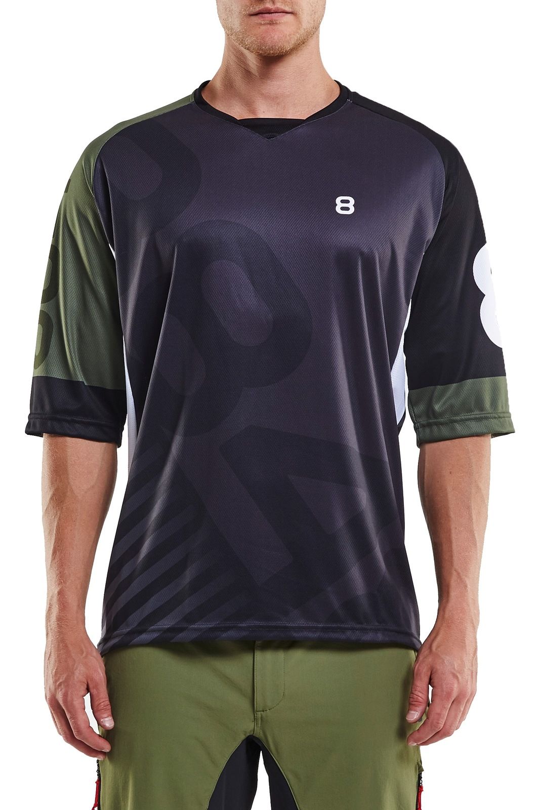 8848AltitudeBLK-GRNJersey.jpg