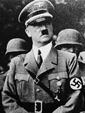 Adolf_Hitler_in_Yugoslavia_crop2.JPG ht=379