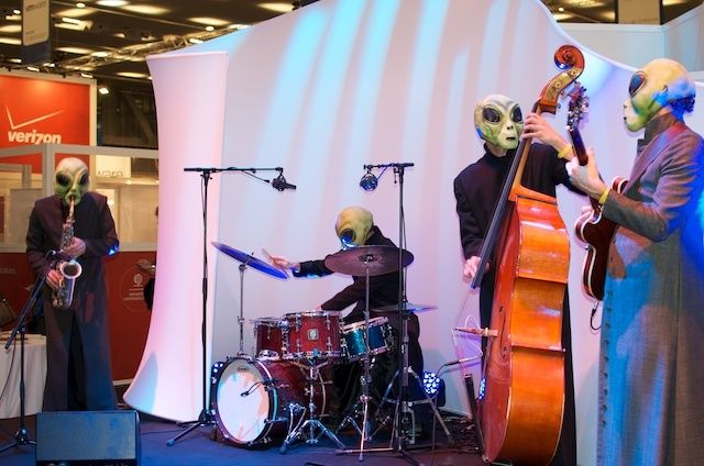 Alienband530.jpg