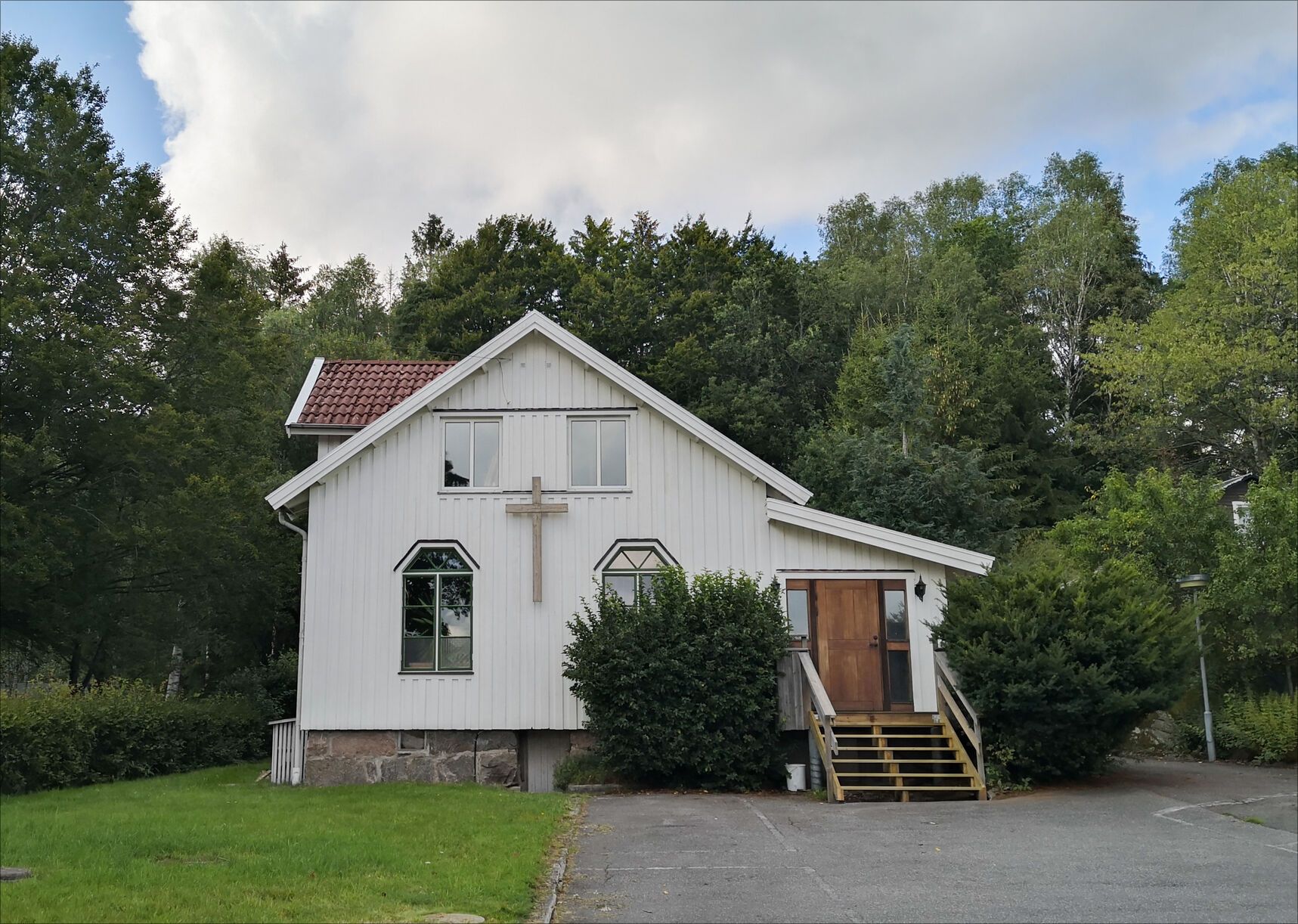 Älvsåkers Missionskyrka.jpg