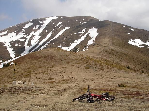 AmbaritsaLevskiPeak2166.JPG ht=461