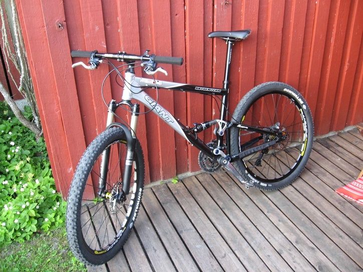 anthem07_02_small.jpg ht=544