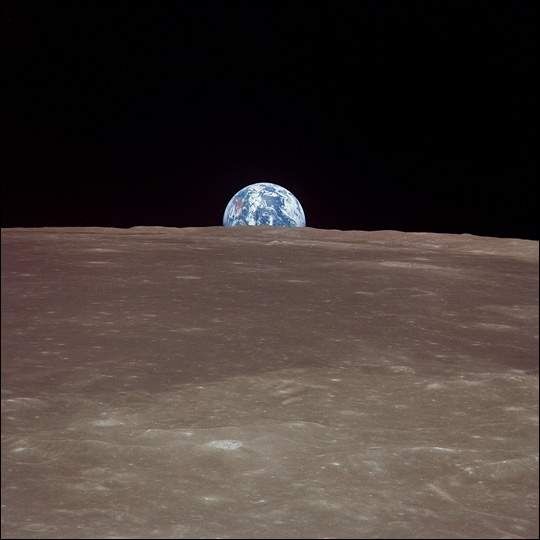 AS11-44-6548.jpg ht=540