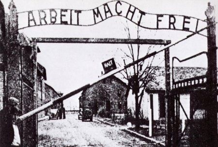 Auschwitz.jpg ht=303