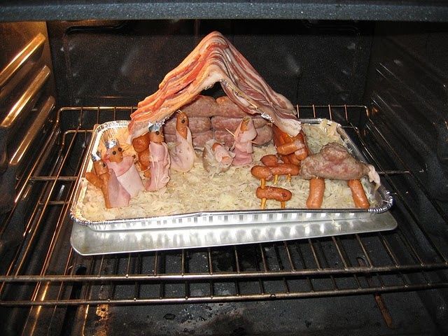 bacon-nativity-scene.jpg ht=480