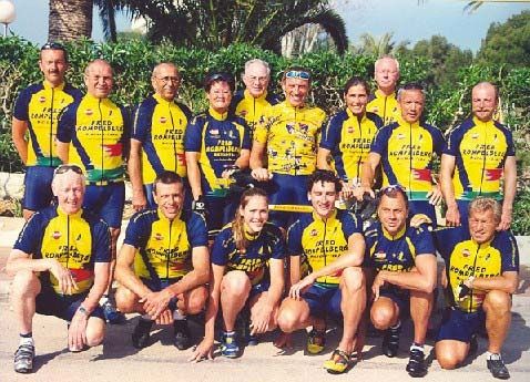 Bicycle-Team_2003_foto_2.jpg ht=345