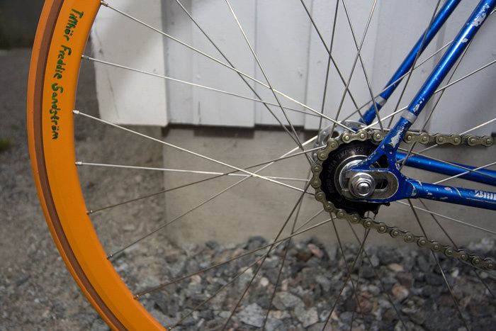 blueorange4.jpg ht=467