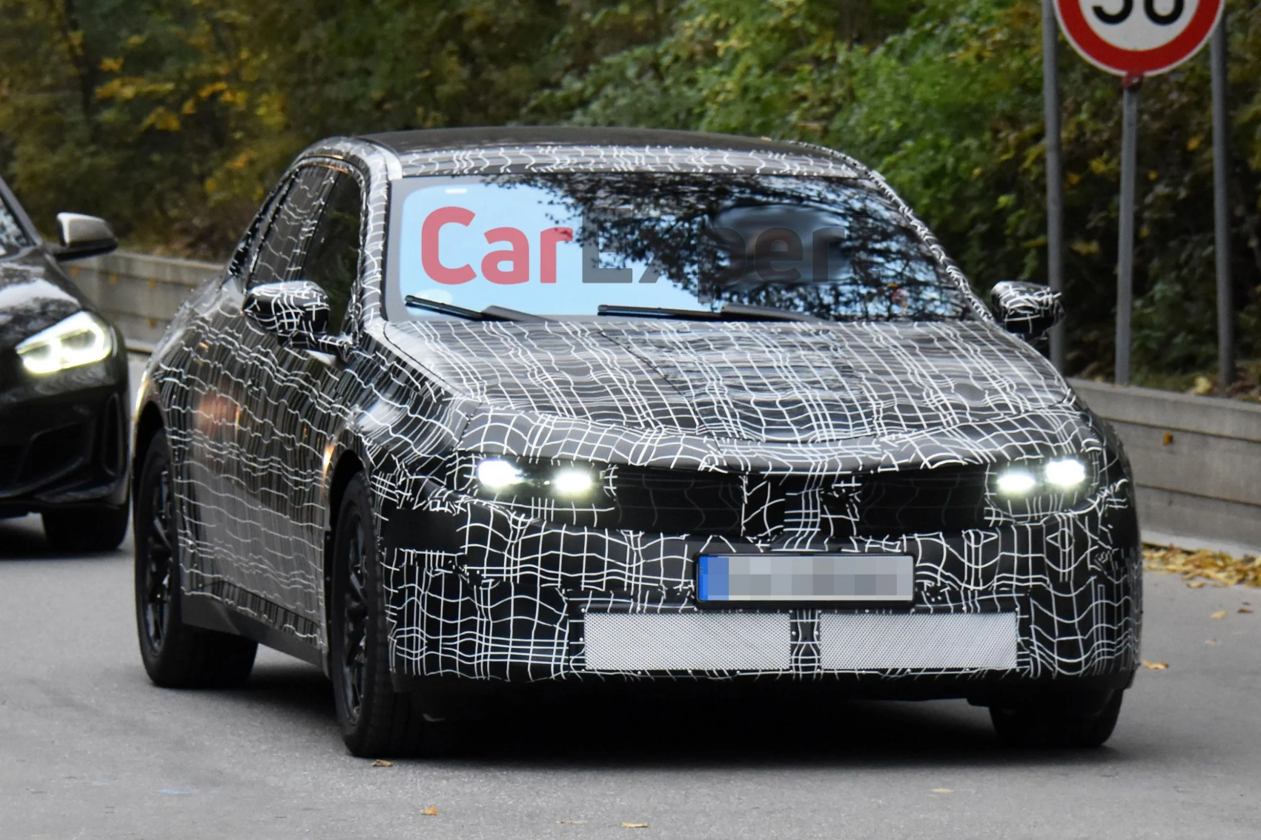 bmw-neue-klasse-i3-sedan-electric-5-scaled.webp