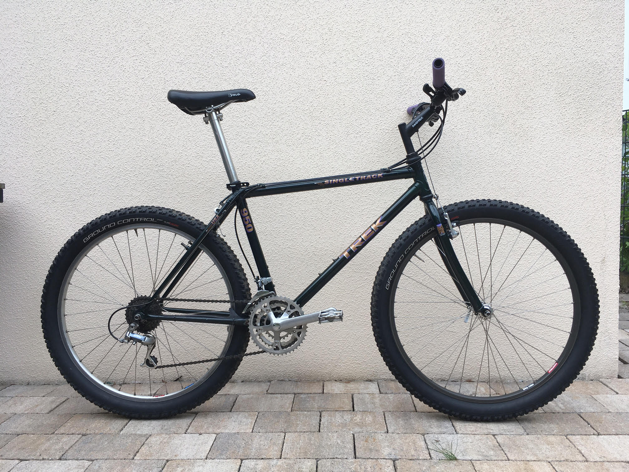 Bonicon-Trek950-7-NewTiresNoCage.jpeg