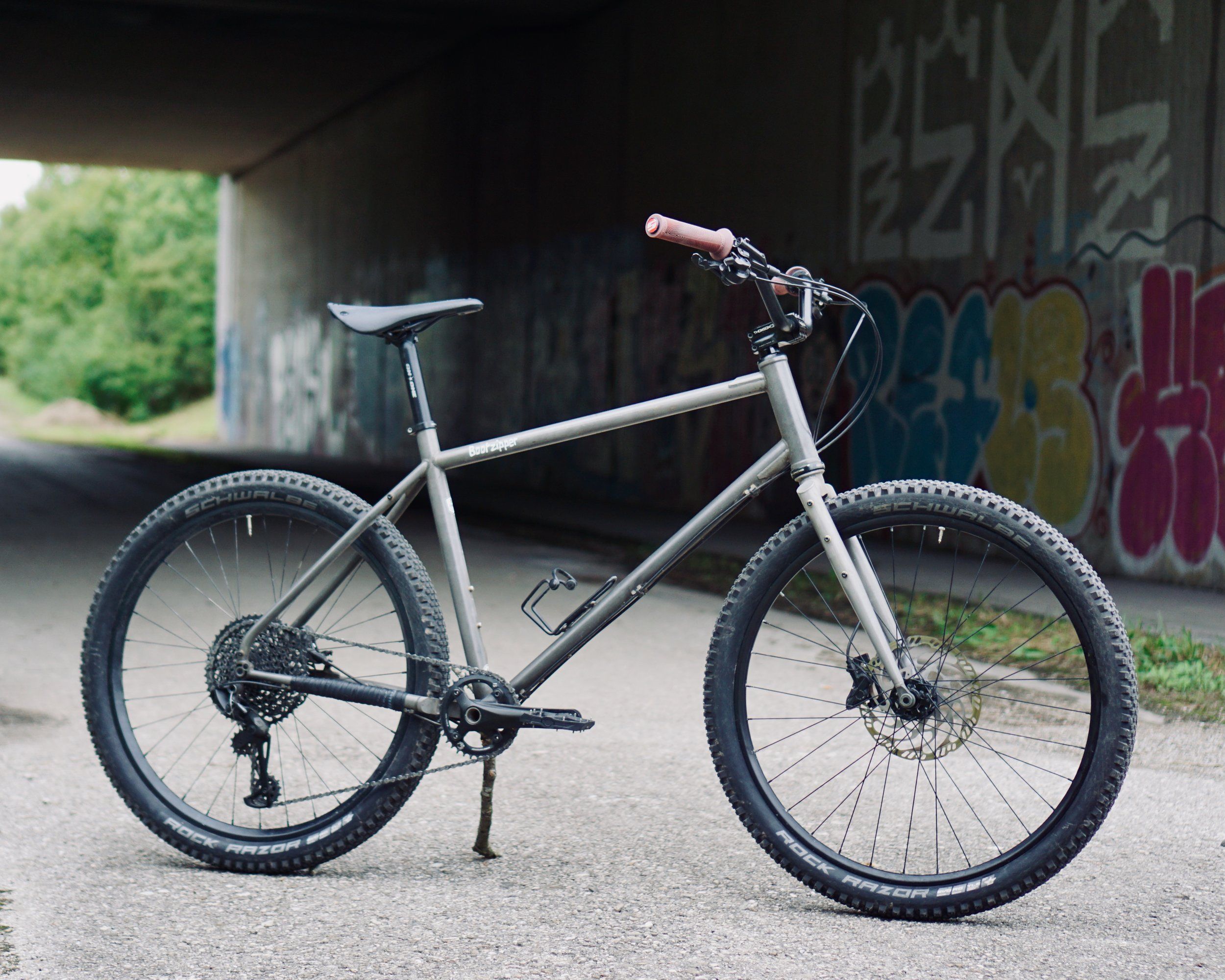 Bootzipper-650b-Moto - 1 (4).jpeg
