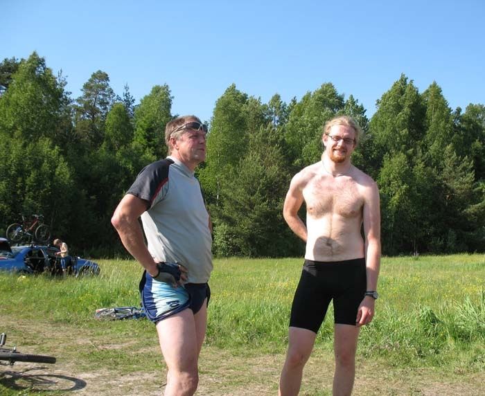 BozzochFrolicc.jpg ht=572