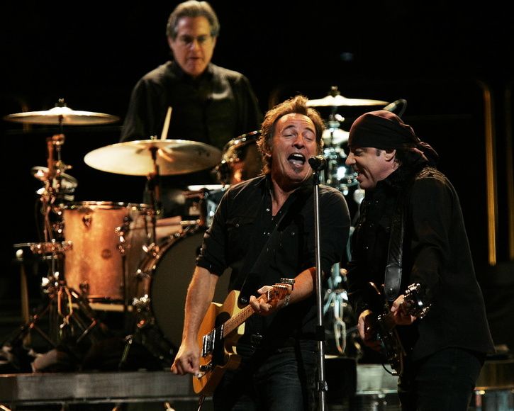 bruce.jpg ht=580