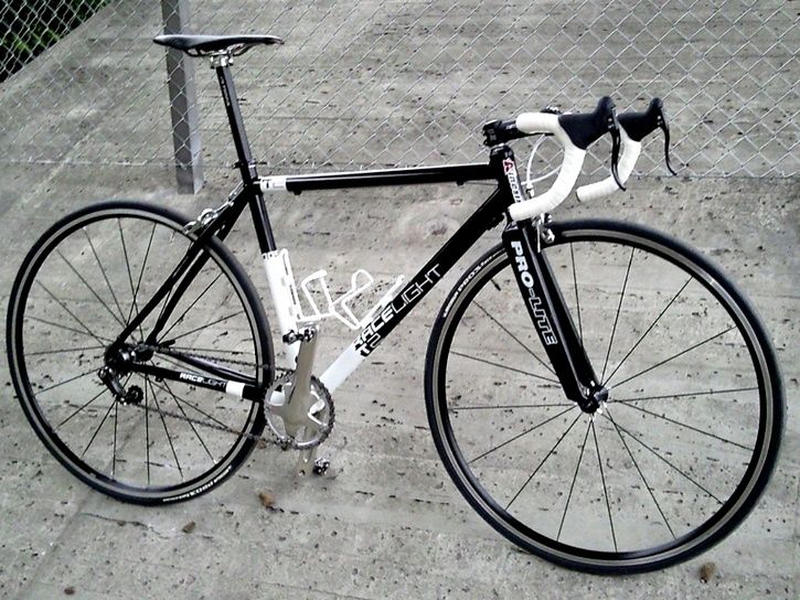 caferacer2.jpg ht=544