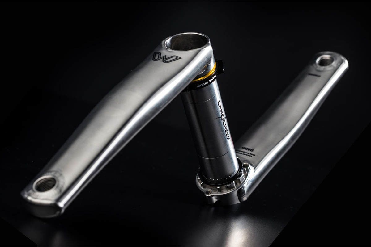 cane-creek-eeWings-titanium-crankset_1-1200x800.jpg