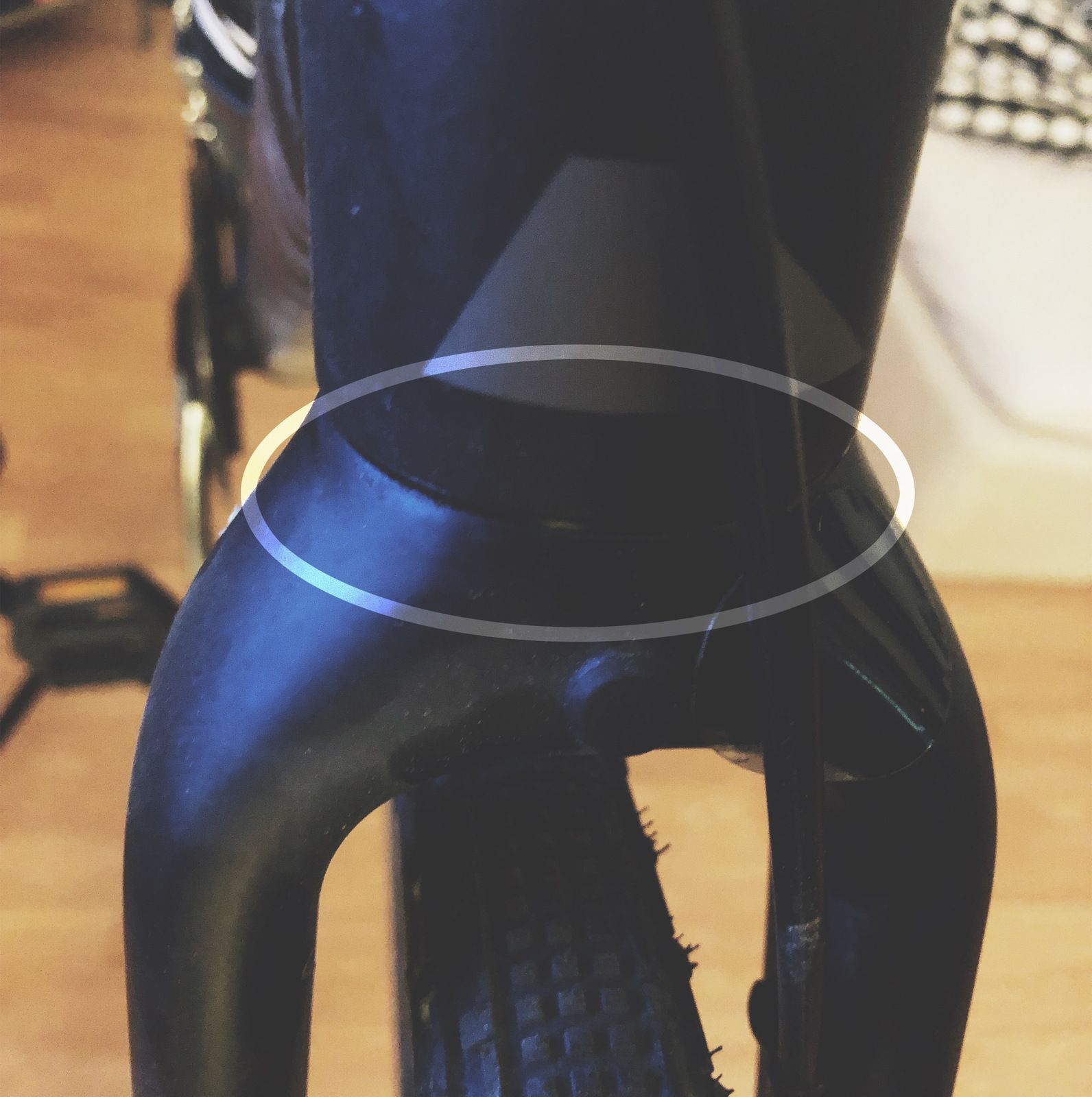 Canyon_Roadlite_AL_6_Glapp_styrstam.JPG
