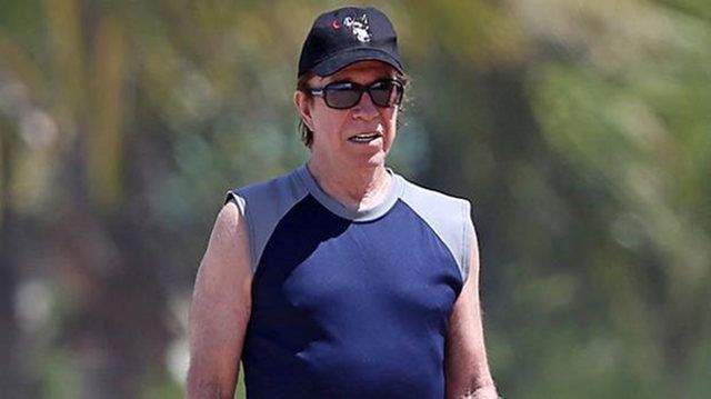 chuck-norris-no-beard.jpg