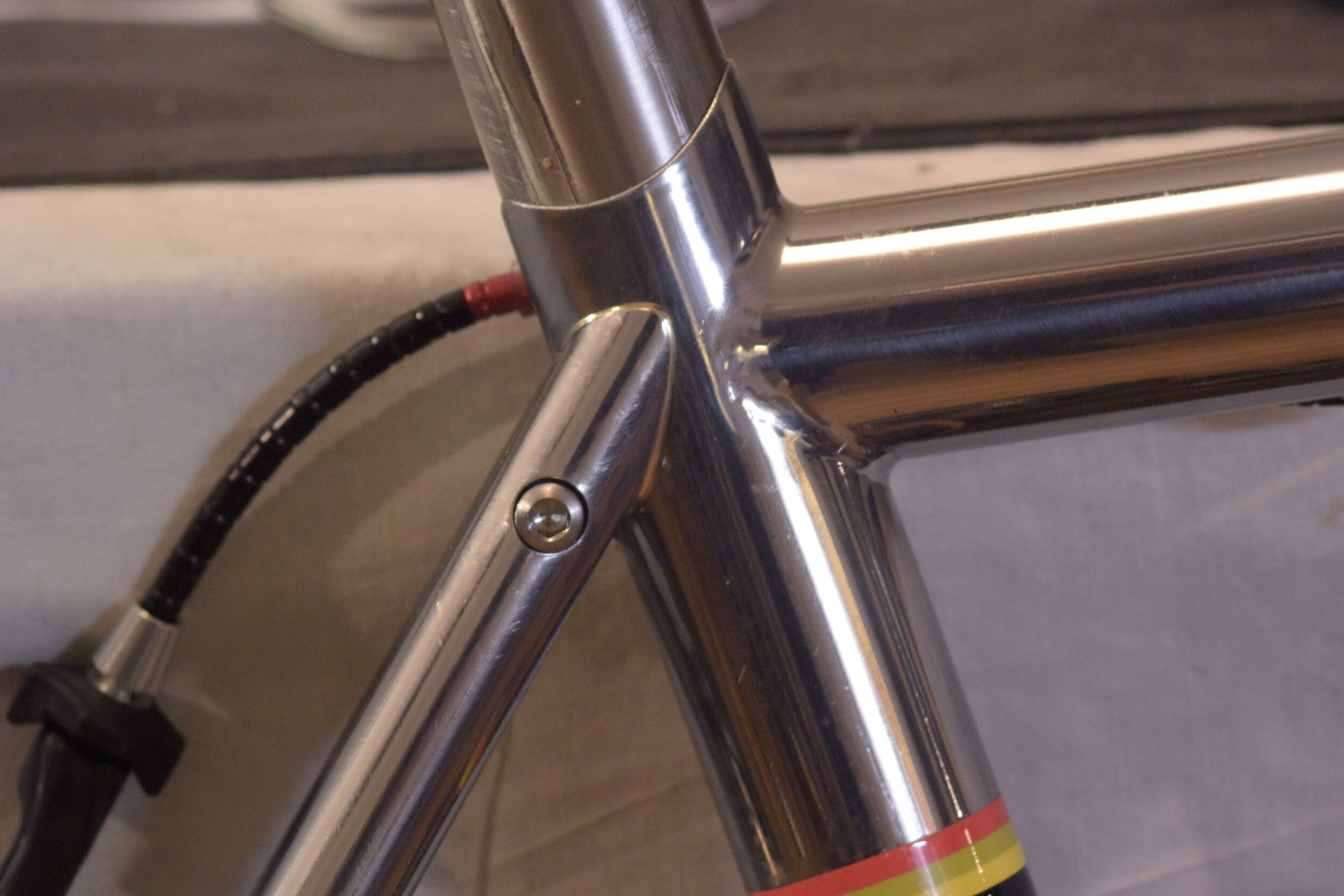 Cinelli XCR Sadelstolpinfästning.jpg