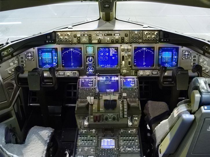cockpit.jpg