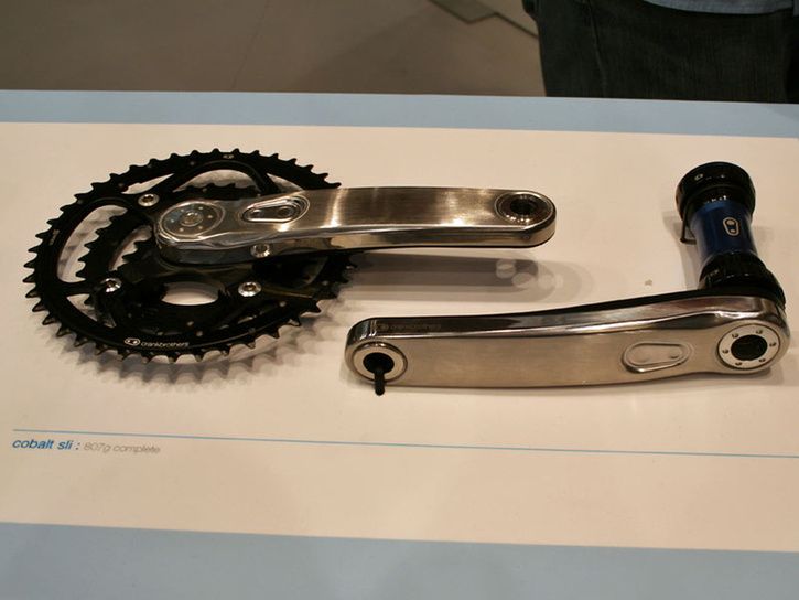 crank03-798-99.jpg ht=544