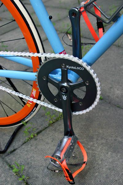 crankside.s.jpg ht=600