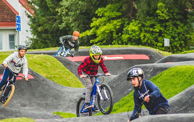 csm_Velosolutions_asphalt_pumptrack_Jarvso_Sweden_4_28ca7d6957.jpg