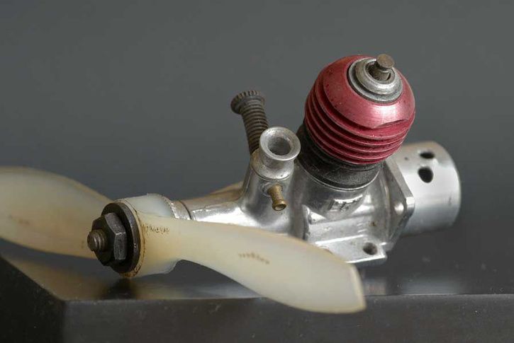 CustomName026kopia.jpg ht=485