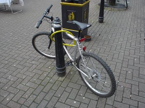 Cykells.jpg ht=375