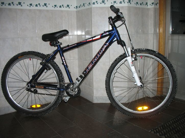 cyklar4.jpg ht=544