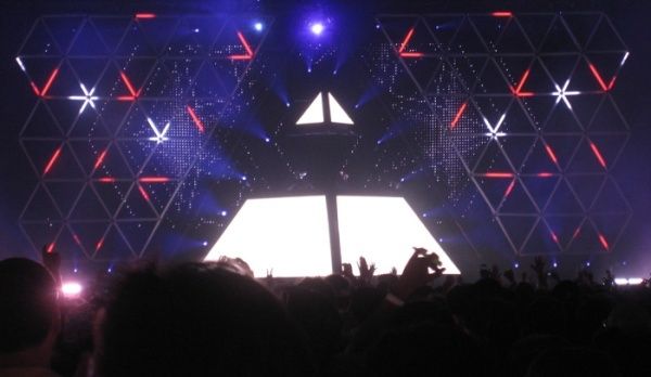 daftpunkalive2007_02.jpg ht=348