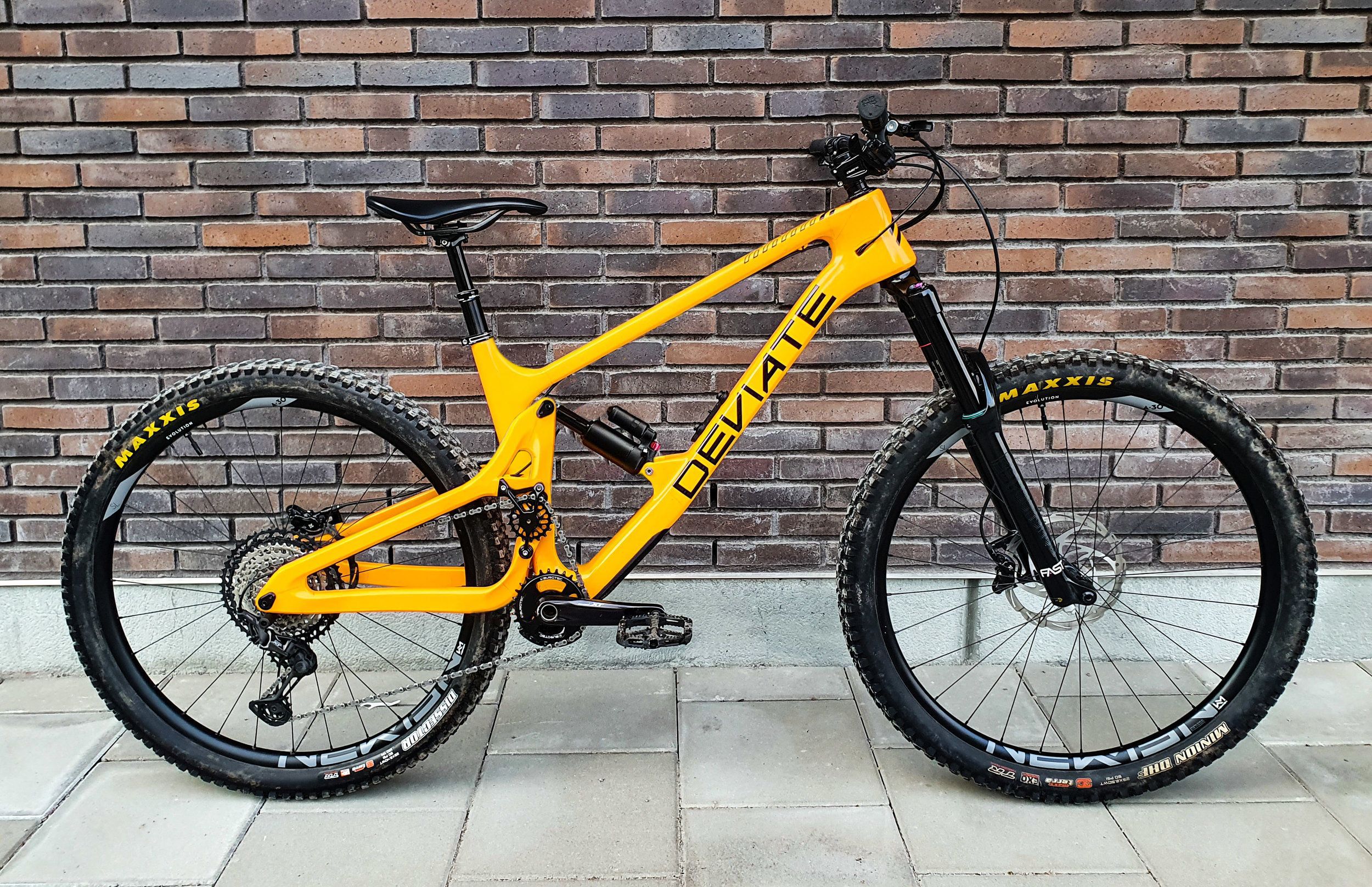 deviate_2.jpg